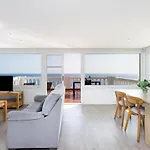 Over The Ocean Apartment *